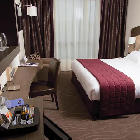 Kyriad Prestige Lyon Est - Priest Eurexpo And Hotel Saint-Priest (Rhone)
