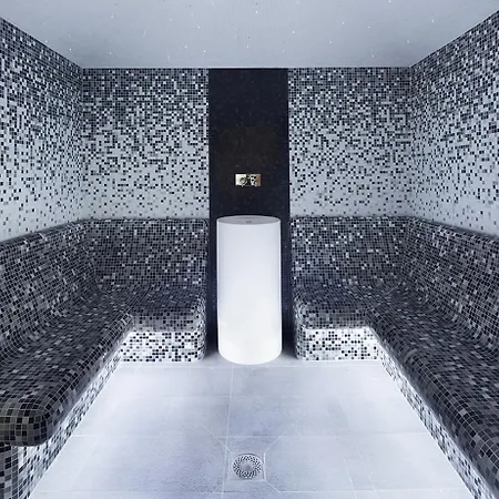Hotel Kyriad Prestige Lyon Est - Priest Eurexpo And Saint-Priest (Rhone)