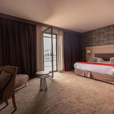 Kyriad Prestige Lyon Est - Priest Eurexpo And Hotel Saint-Priest (Rhone)